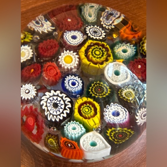 Vintage Murano Italy Millefiori Close MCM Paperweight 3” - Picture 8 of 13